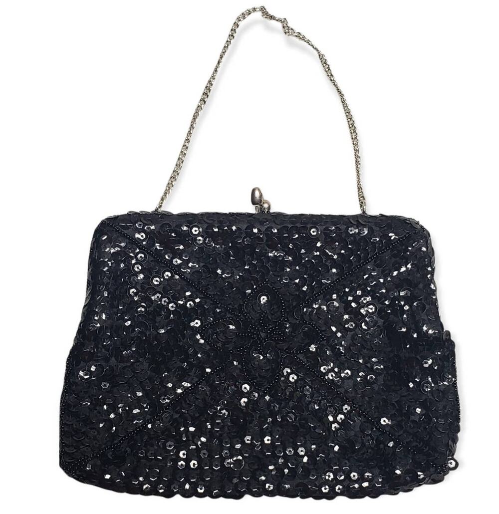 La Regale Black Sequin Evening Clutch / Purse Flower Design Silver Chain & Clasp